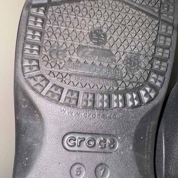 Crocs Slip Resistant Clogs - Picture 4 of 4